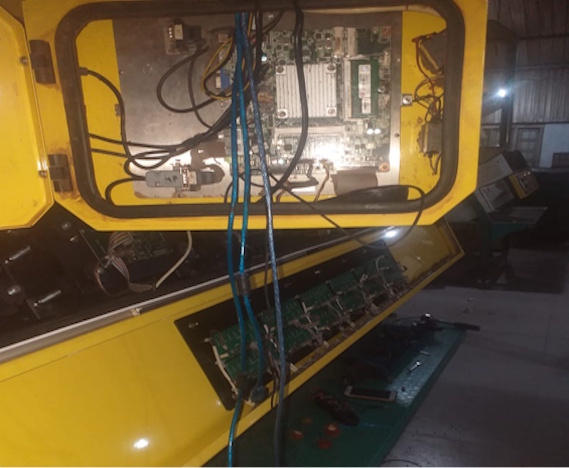 Replacing Anysort communication cable