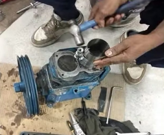 Repairing of compressor head 
